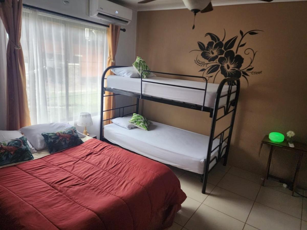 Elegant Villa In La Fortuna With Spacious Backyard Plus Very Private Pool & Parking Exterior photo